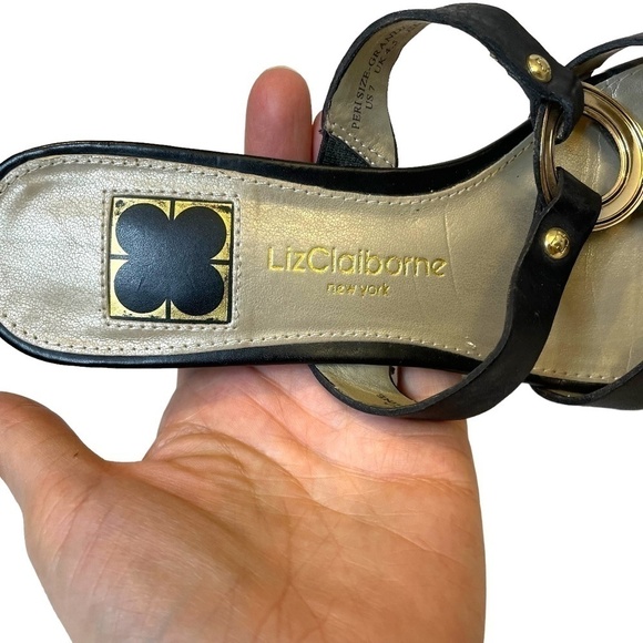 Liz Claiborne Black Leather Sandals 🖤 - Picture 4 of 7